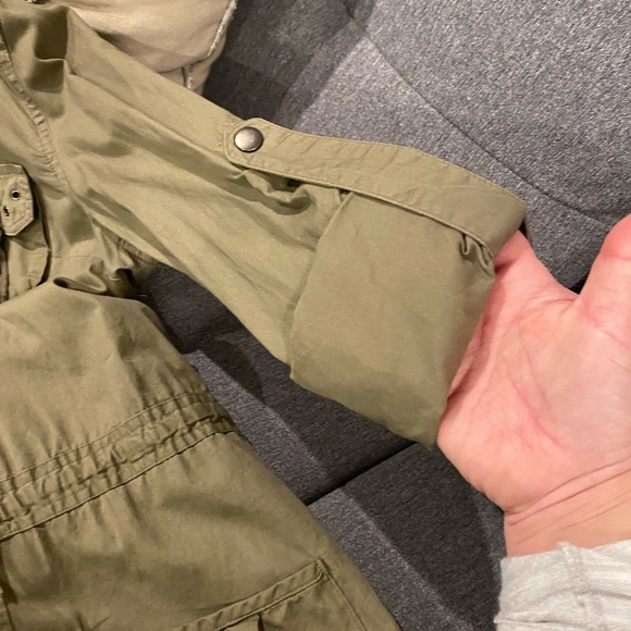 Light Jacket - Picture 2 of 3